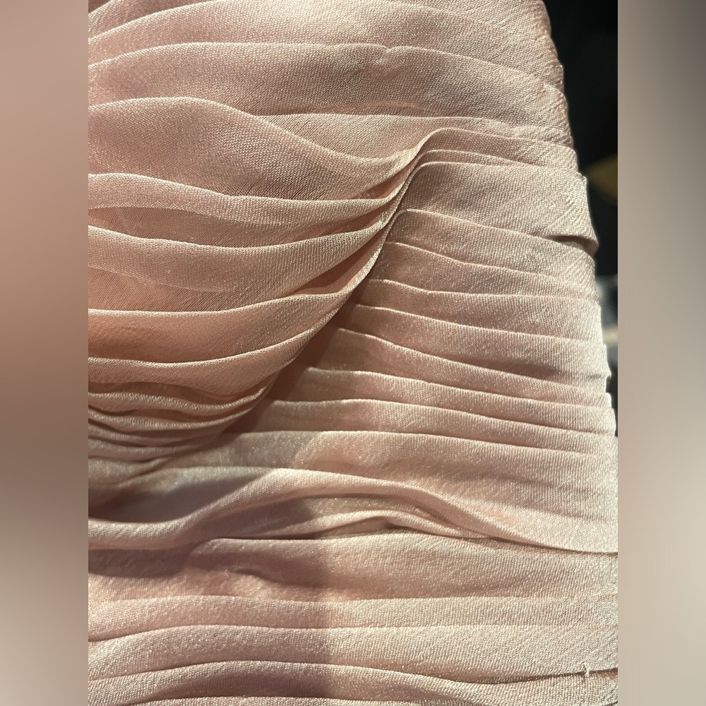 ML Monique Lhuillie Bridesmaids Dress. Dusty Rose Color Size 4 - Picture 11 of 15